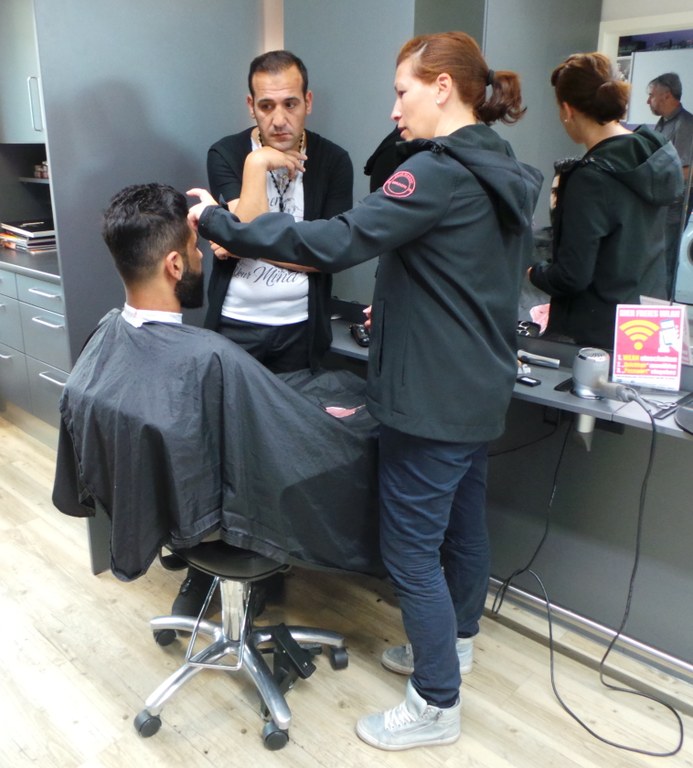 Libanese möchte in Deutschland Friseur sein
