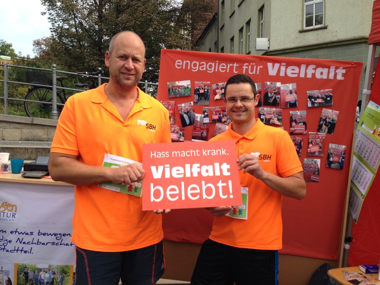 Runde für Runde: SBH-Mitarbeiter machen bei Spendenlauf in Halle mit